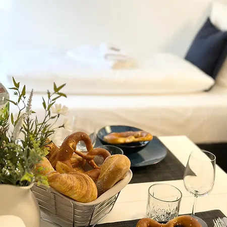 Bella Casa - Business&family, 100m Zum Konzerteingang Schloss, Parkplatz, Smarttv, Netflix, Waschmaschine,24h Checkin, 30qm, Ap 5 * Ludwigsburg