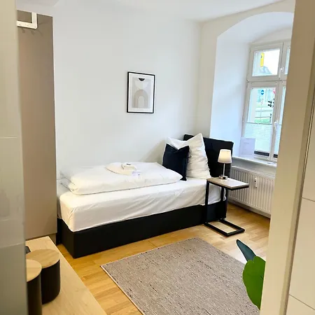 Bella Casa - Business&family, 100m Zum Konzerteingang Schloss, Parkplatz, Smarttv, Netflix, Waschmaschine,24h Checkin, 30qm, Ap 5 Appartement Ludwigsbourg