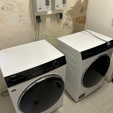 Bella Casa - Business&family, 100m Zum Konzerteingang Schloss, Parkplatz, Smarttv, Netflix, Waschmaschine,24h Checkin, 30qm, Ap 5 Appartamento *